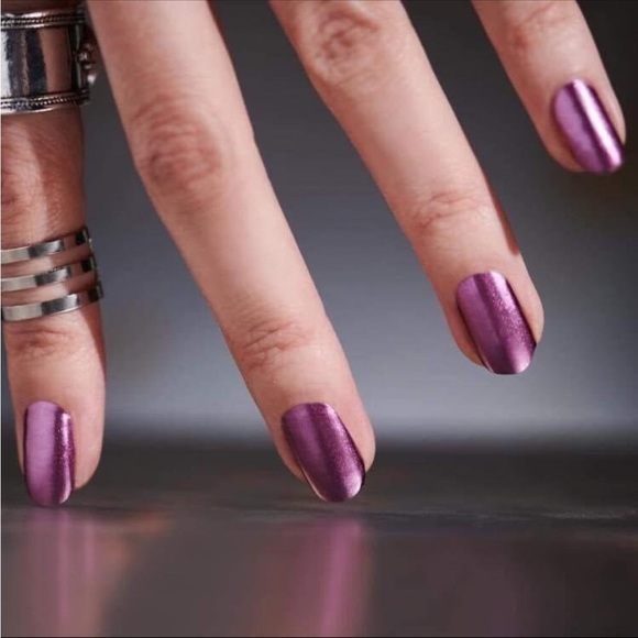 *Retired* Color Street: Iris-dium | Purple Metallic Amethyst Jewel Tone Spring - Picture 7 of 13